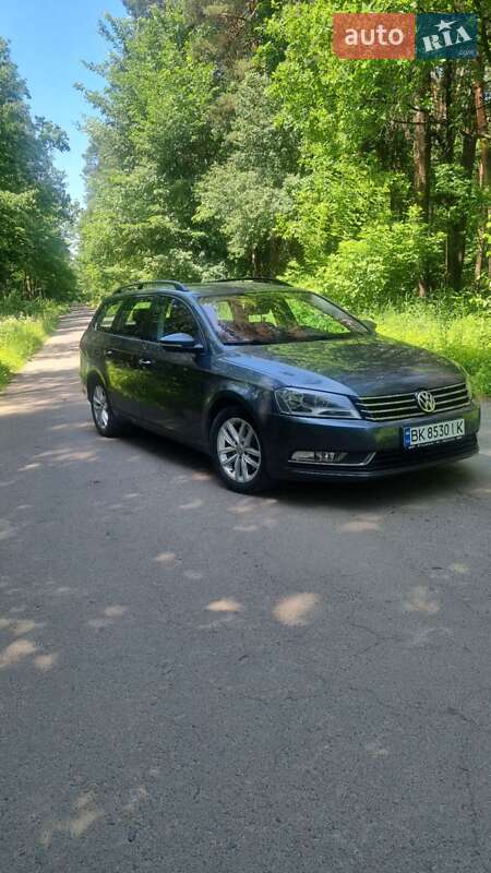 Універсал Volkswagen Passat 2014 в Луцьку