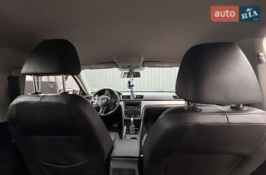 Седан Volkswagen Passat 2015 в 