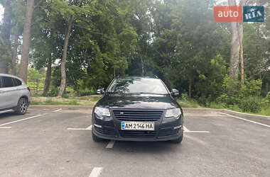 Универсал Volkswagen Passat 2009 в Житомире