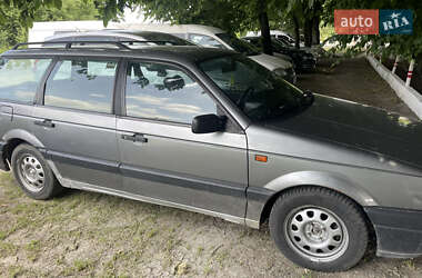 Універсал Volkswagen Passat 1990 в Стрию