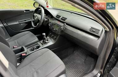Седан Volkswagen Passat 2006 в 