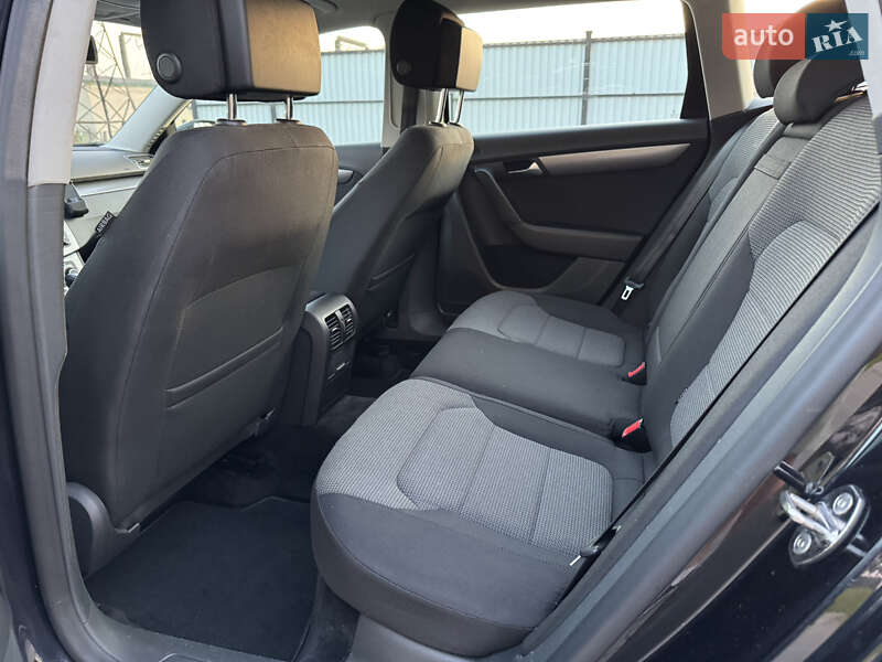 Универсал Volkswagen Passat 2011 в Луцке фото 79 Универсал Volkswagen Passat 2011 в Луцке