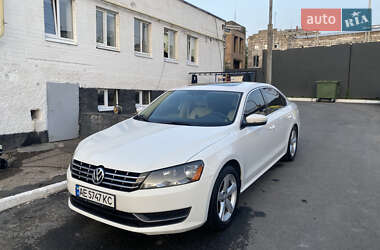 Седан Volkswagen Passat 2012 в Дніпрі