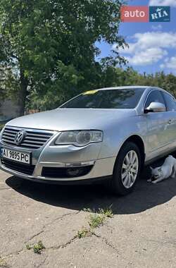 Седан Volkswagen Passat 2006 в Харкові