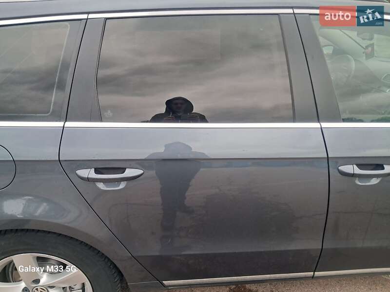 Универсал Volkswagen Passat 2011 в Черновцах