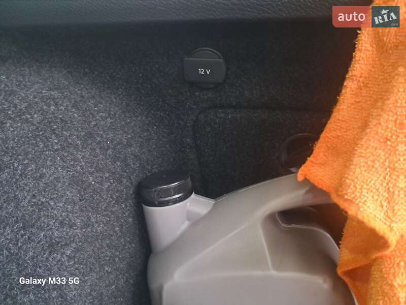 Универсал Volkswagen Passat 2011 в Черновцах