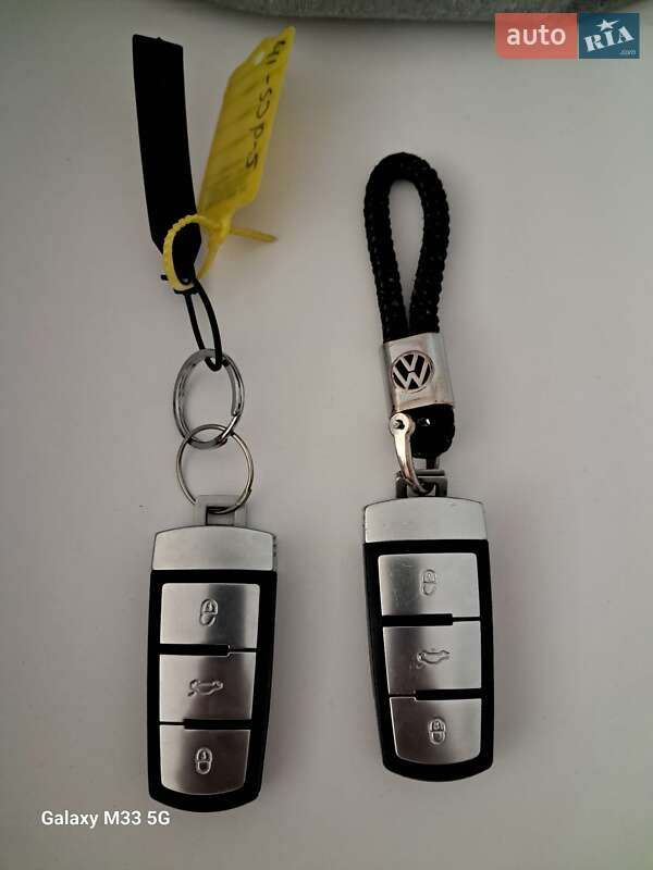 Универсал Volkswagen Passat 2011 в Черновцах