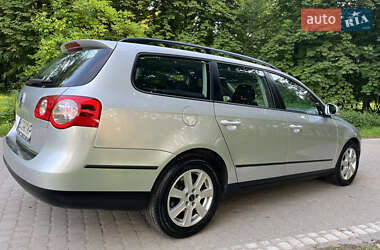 Універсал Volkswagen Passat 2009 в 