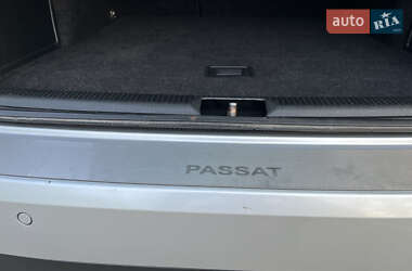 Універсал Volkswagen Passat 2009 в 