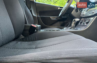 Універсал Volkswagen Passat 2009 в 