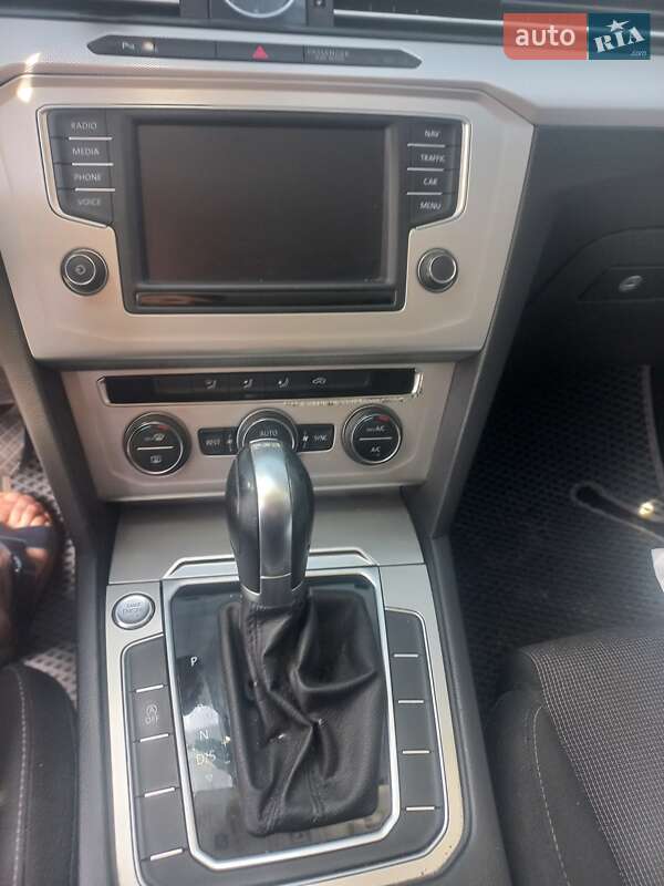 Volkswagen Passat 2016