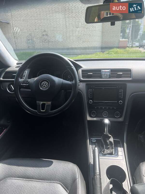 Седан Volkswagen Passat 2015 в Луцке фото 7 Седан Volkswagen Passat 2015 в Луцке