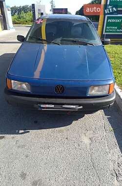 Седан Volkswagen Passat 1989 в Киеве