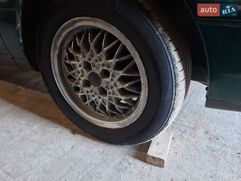 Универсал Volkswagen Passat 1996 в Мурованых Куриловцах