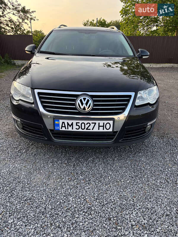 Універсал Volkswagen Passat 2010 в Бердичеві