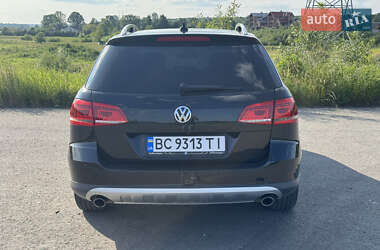 Универсал Volkswagen Passat 2012 в 