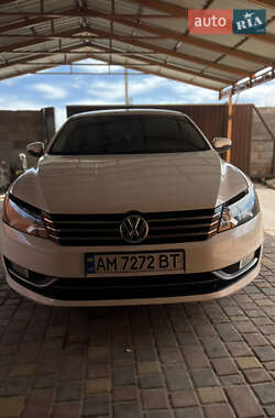Седан Volkswagen Passat 2012 в Коростишеві