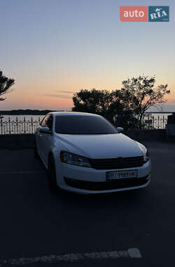 Седан Volkswagen Passat 2013 в Кременчуці