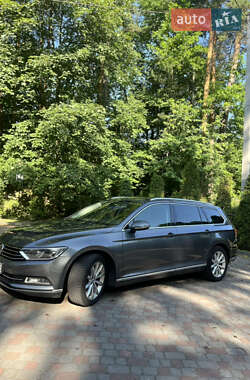 Универсал Volkswagen Passat 2016 в 