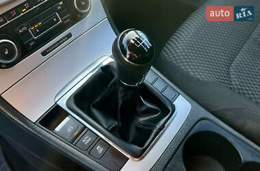 Универсал Volkswagen Passat 2011 в 