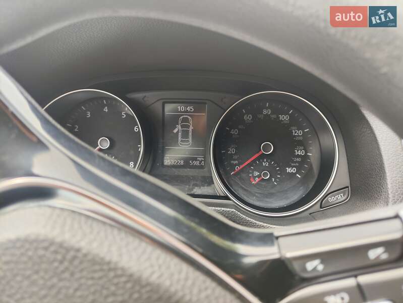 Седан Volkswagen Passat 2016 в Тернополе