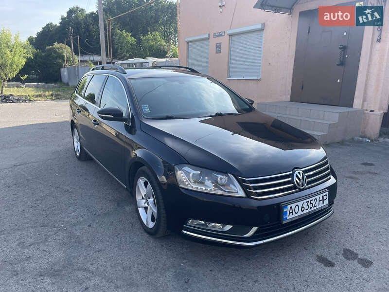 Универсал Volkswagen Passat 2012 в 