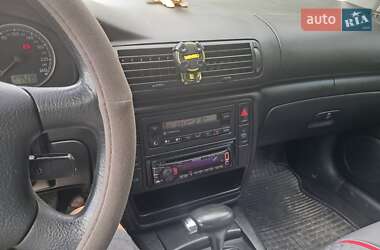 Универсал Volkswagen Passat 2002 в 