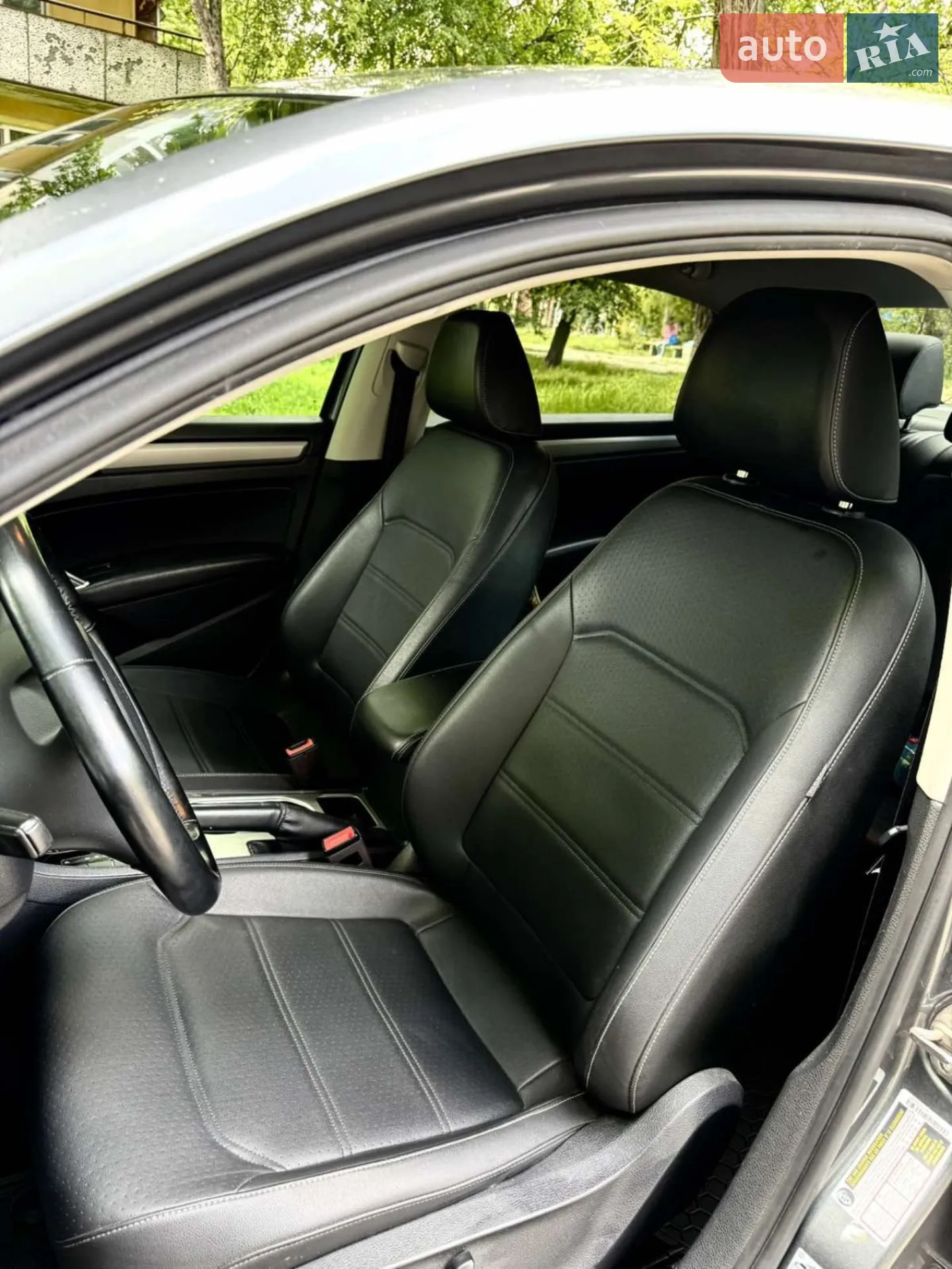 2019 Volkswagen Passat - мініатюра 13