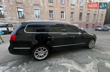 Универсал Volkswagen Passat 2010 в 