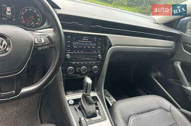 Седан Volkswagen Passat 2019 в 