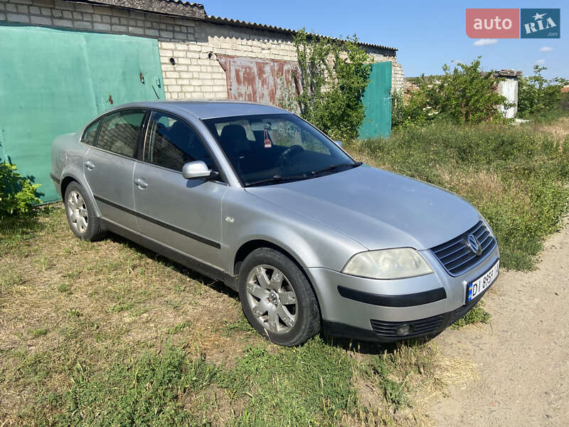 Седан Volkswagen Passat 2003 в Очакове