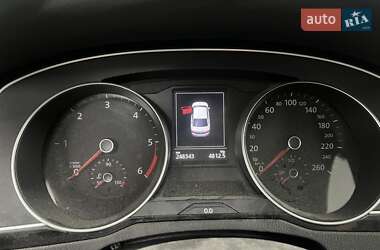 Седан Volkswagen Passat 2016 в 