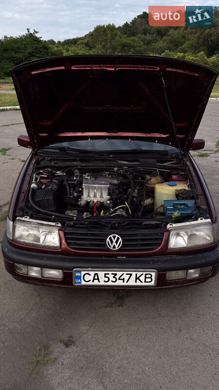 Седан Volkswagen Passat 1996 в Черкасах