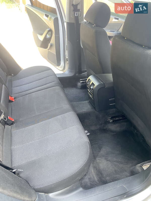 Универсал Volkswagen Passat 2006 в Львове