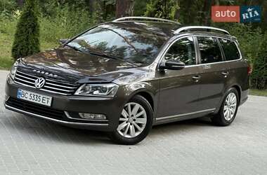 Універсал Volkswagen Passat 2013 в Львові