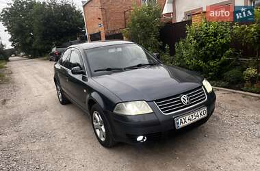 Седан Volkswagen Passat 2001 в Кропивницком