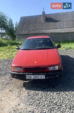 Седан Volkswagen Passat 1993 в Сокалі