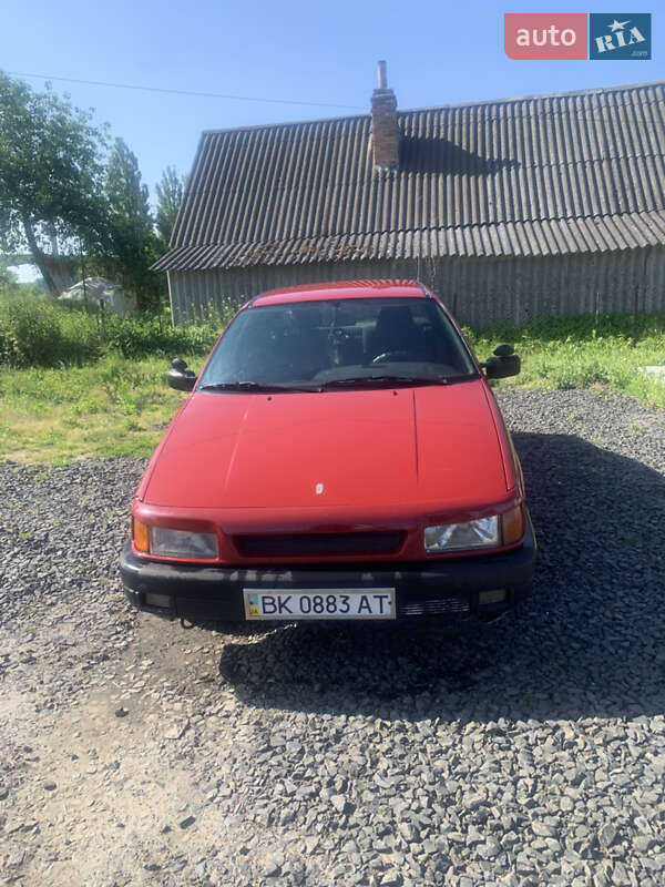Volkswagen Passat 1993