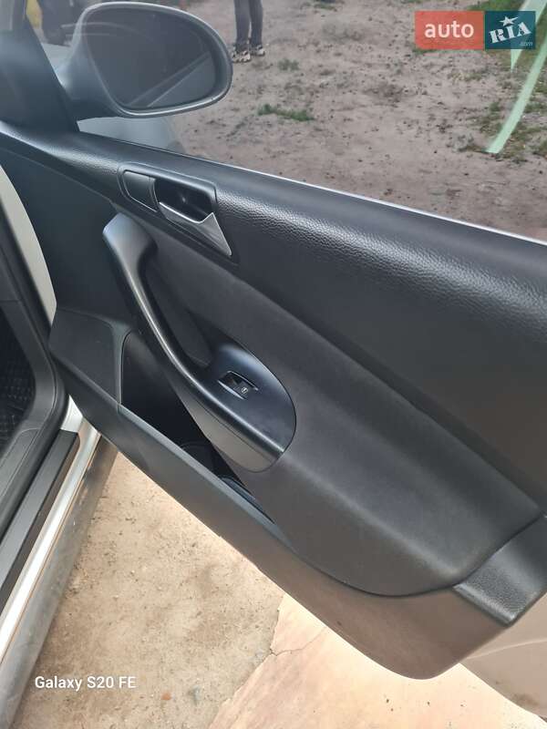 Універсал Volkswagen Passat 2009 в Сумах