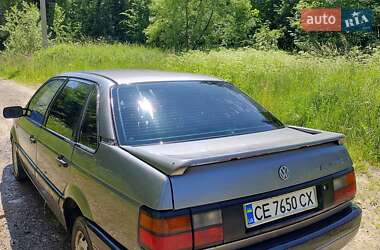 Седан Volkswagen Passat 1992 в 