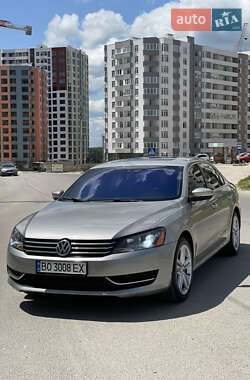 Седан Volkswagen Passat 2013 в Тернополі