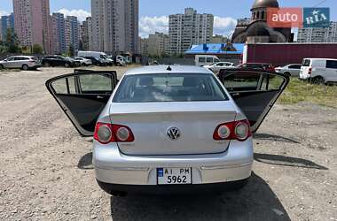 Седан Volkswagen Passat 2010 в Києві