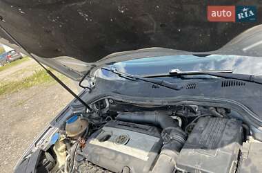 Седан Volkswagen Passat 2010 в 