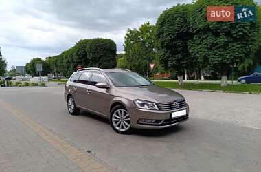 Універсал Volkswagen Passat 2013 в 