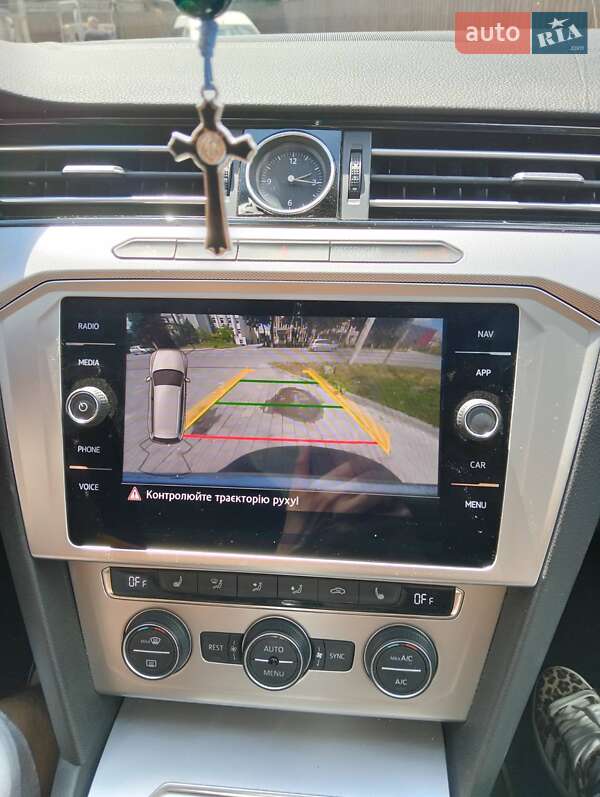 Універсал Volkswagen Passat 2019 в Львові