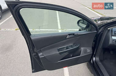 Универсал Volkswagen Passat 2010 в 
