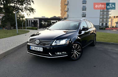 Универсал Volkswagen Passat 2011 в Ужгороде