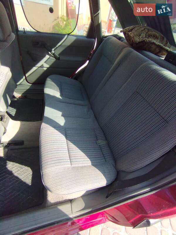 Седан Volkswagen Passat 1991 в Львові