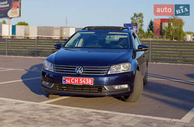 Универсал Volkswagen Passat 2012 в 