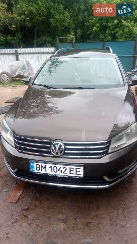 Универсал Volkswagen Passat 2012 в Сумах